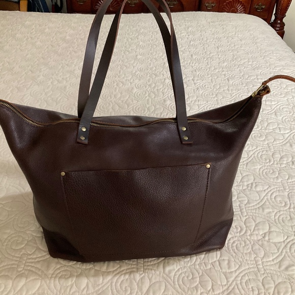 Portland Leather Oversized Tote - Picture 3 of 8